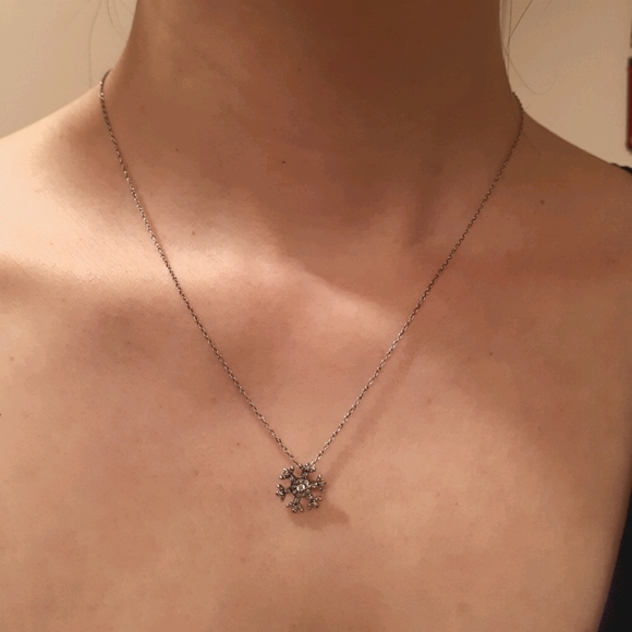 Silver Snowflake Necklace - Picture 5 of 9